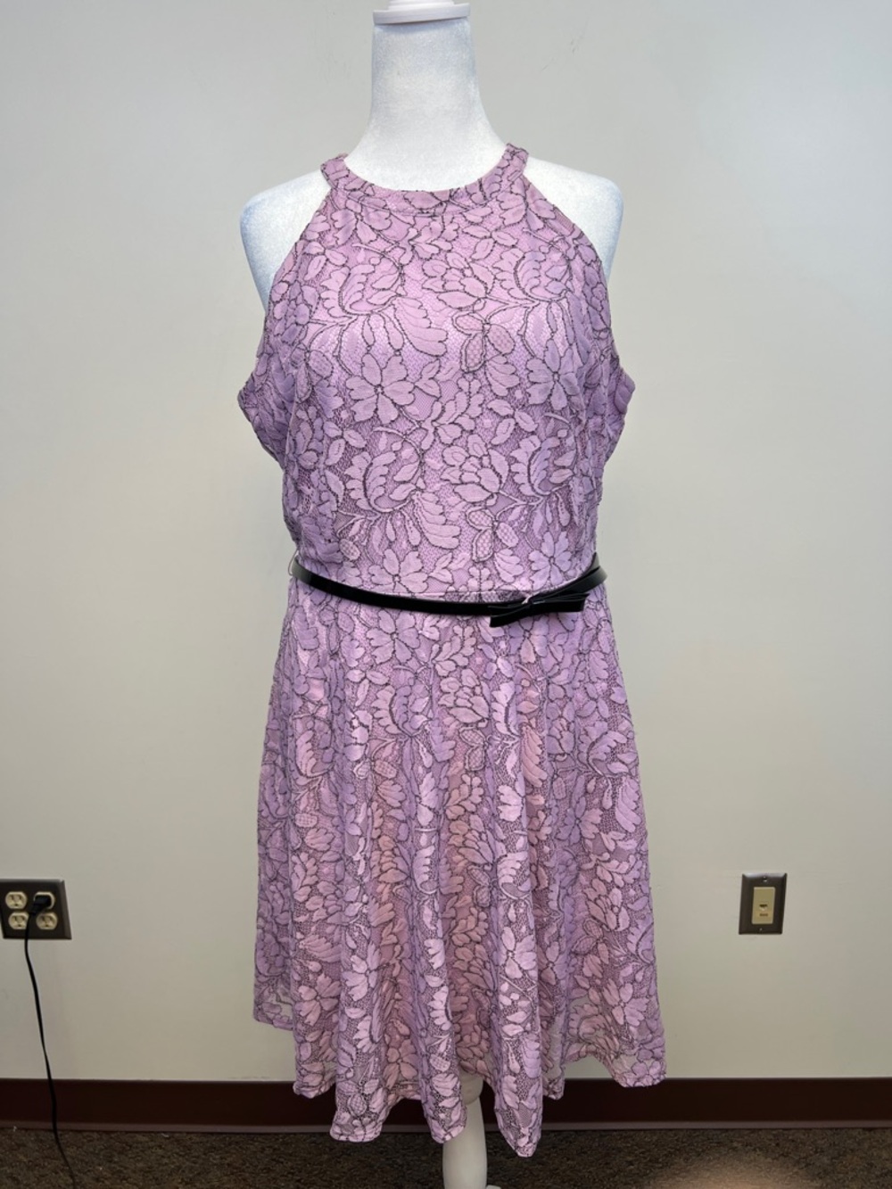 ELLE Purple Chic Lace Halter Neck Flowy Lined Dress with Black Bow Belt Size XXL
